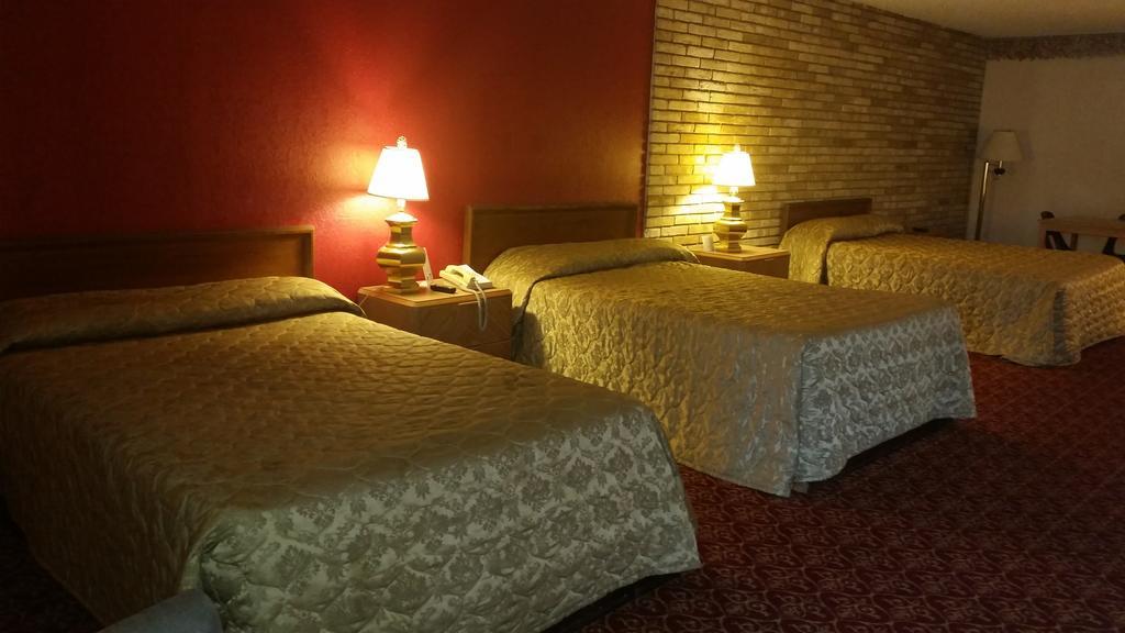 Executive Inn And Suites Waxahachie Extérieur photo